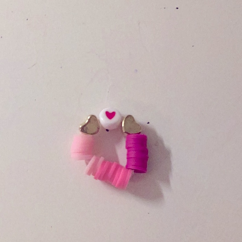 Clay bead ring